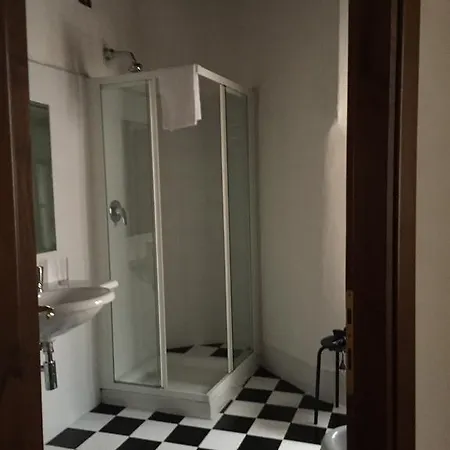 Petrella Oda ve Kahvaltı 3*